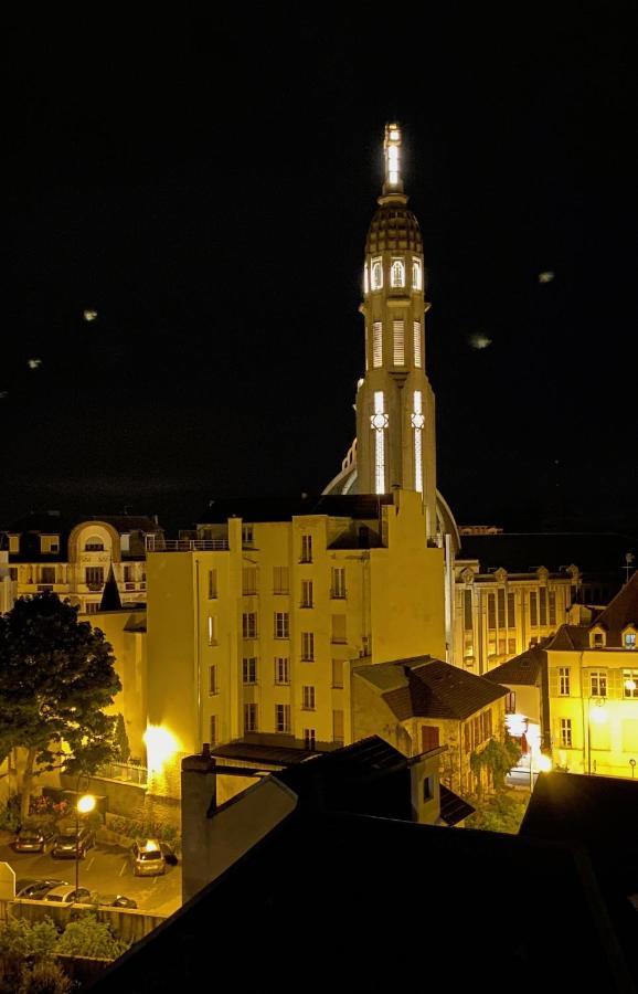Le Vichy Centre, Spacieux Et Cosy T2 Avec Vue, Au Calme ภายนอก รูปภาพ